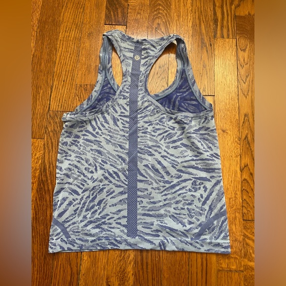 Lululemon Swiftly tank race length size 6 - Picture 2 of 2